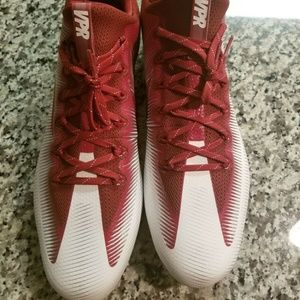 Nike Vapor Untouchable Football/Cleats Sz 16